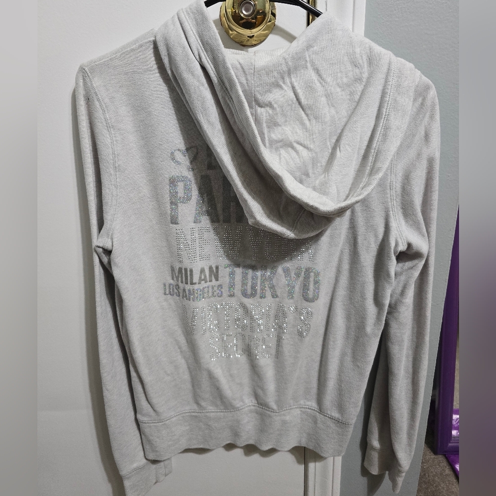 Victoria's Secret size Small sweater